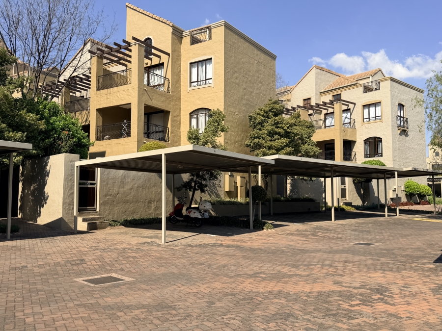 2 Bedroom Property for Sale in Lonehill Gauteng