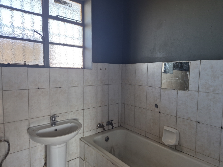 To Let 2 Bedroom Property for Rent in Delarey Gauteng