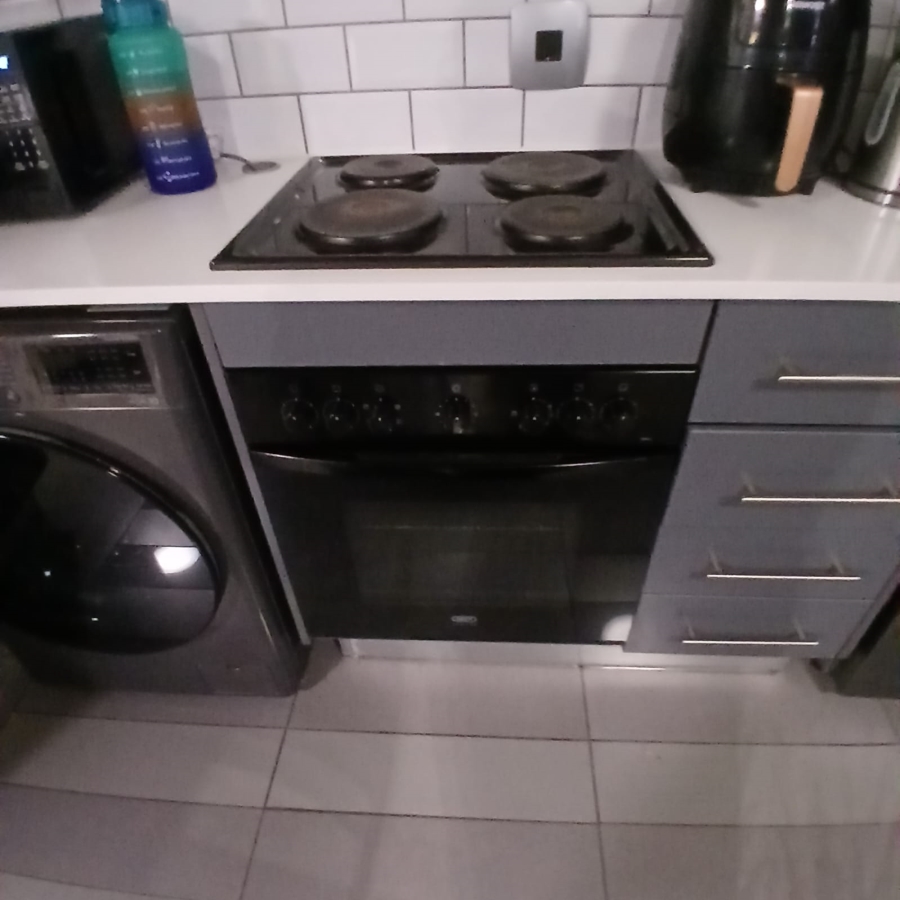 2 Bedroom Property for Sale in Hatfield Gauteng