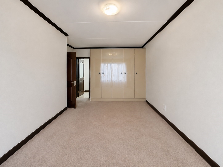 To Let 2 Bedroom Property for Rent in Maroeladal Gauteng