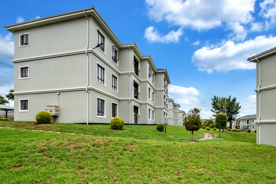 To Let 2 Bedroom Property for Rent in Maroeladal Gauteng