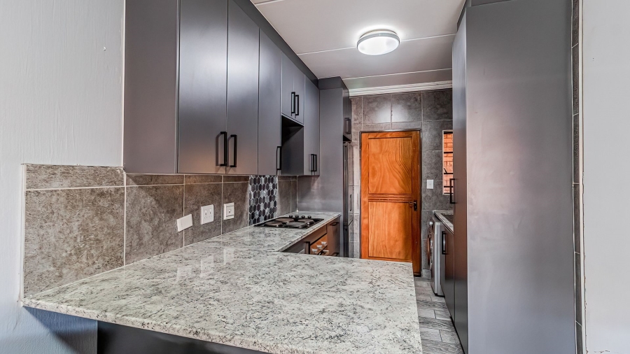 2 Bedroom Property for Sale in Elspark Gauteng