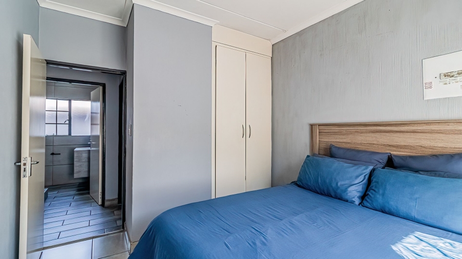 2 Bedroom Property for Sale in Elspark Gauteng