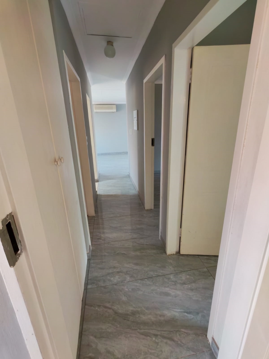 3 Bedroom Property for Sale in Dorandia Gauteng