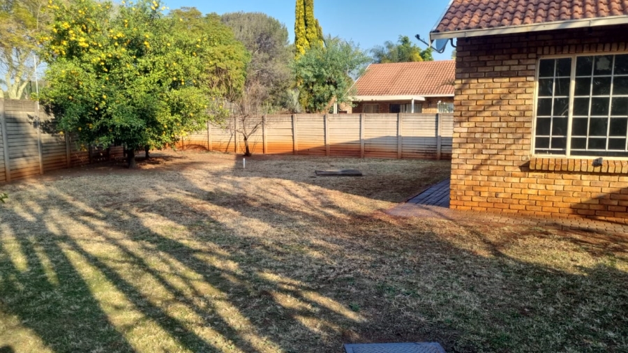 3 Bedroom Property for Sale in Dorandia Gauteng