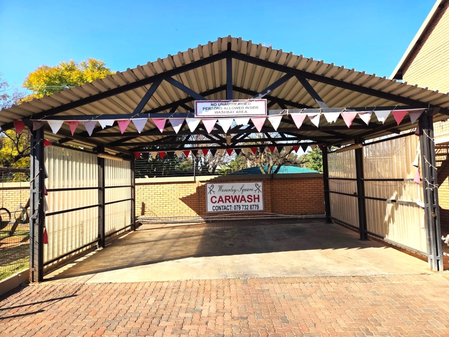 To Let 2 Bedroom Property for Rent in Moregloed Gauteng