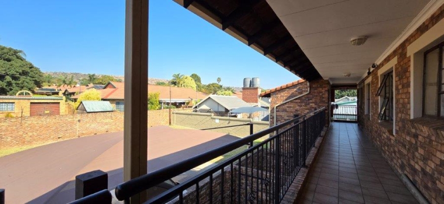 2 Bedroom Property for Sale in Magalieskruin Gauteng