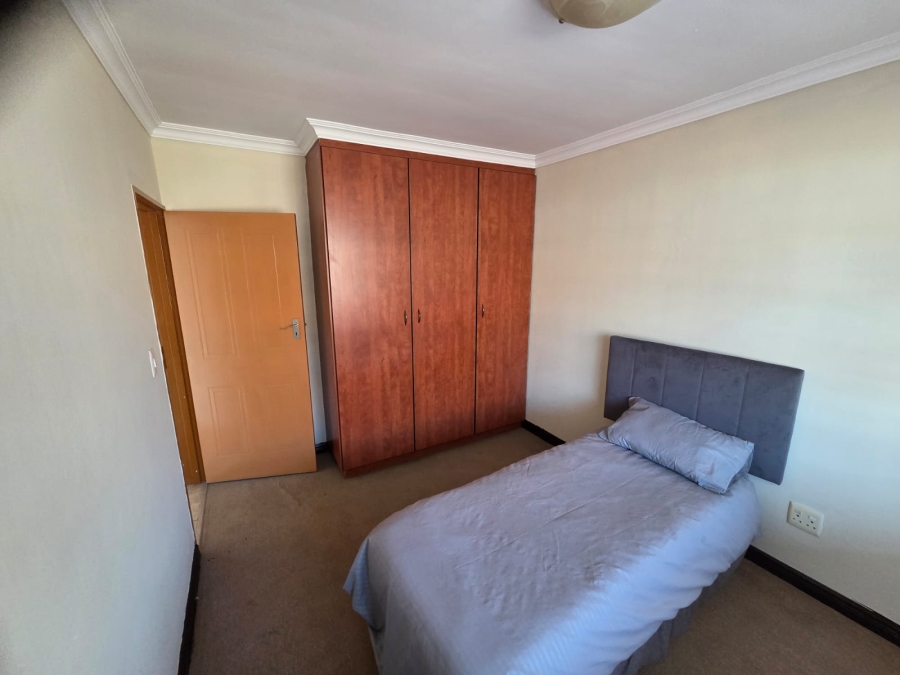 2 Bedroom Property for Sale in Magalieskruin Gauteng