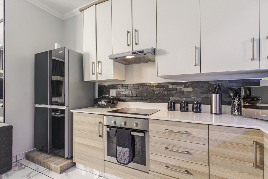 3 Bedroom Property for Sale in Equestria Gauteng