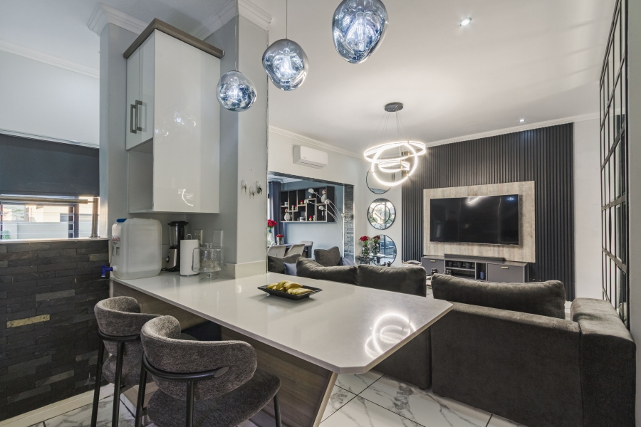 3 Bedroom Property for Sale in Equestria Gauteng
