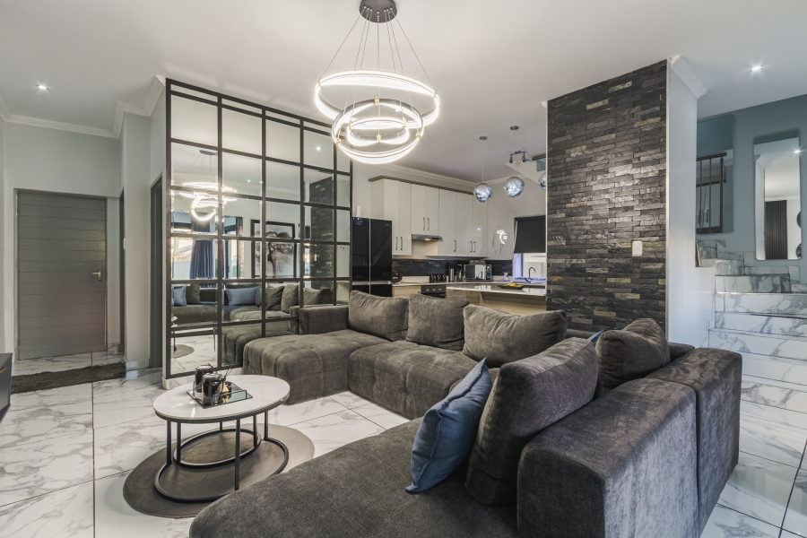 3 Bedroom Property for Sale in Equestria Gauteng