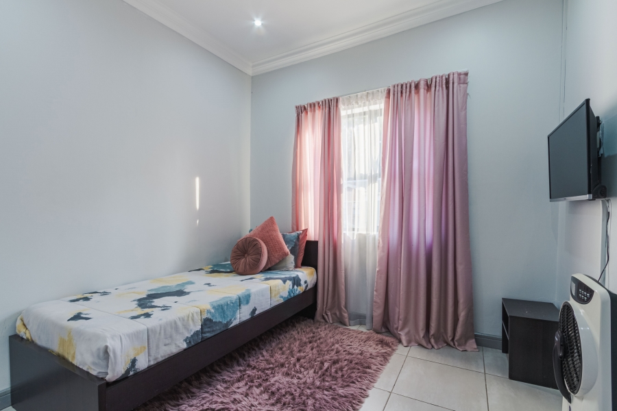 3 Bedroom Property for Sale in Equestria Gauteng