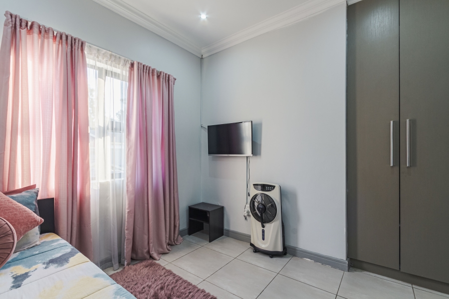 3 Bedroom Property for Sale in Equestria Gauteng