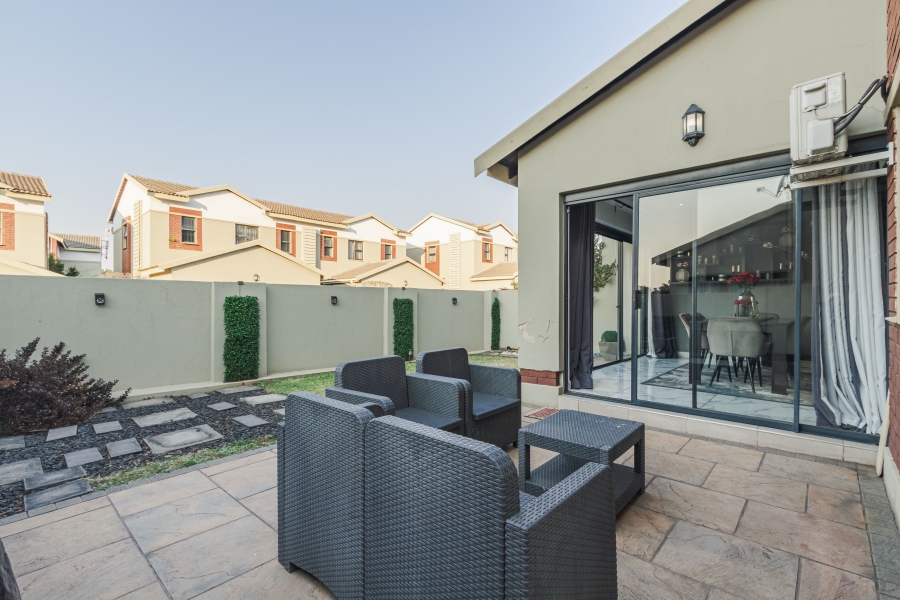 3 Bedroom Property for Sale in Equestria Gauteng