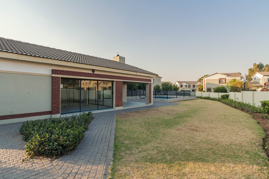 3 Bedroom Property for Sale in Equestria Gauteng