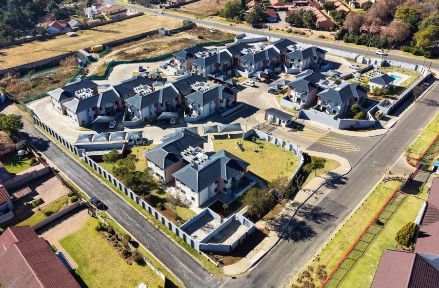 2 Bedroom Property for Sale in Alan Manor Gauteng
