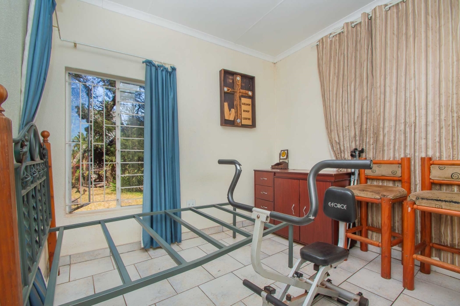 3 Bedroom Property for Sale in Roodekrans Gauteng