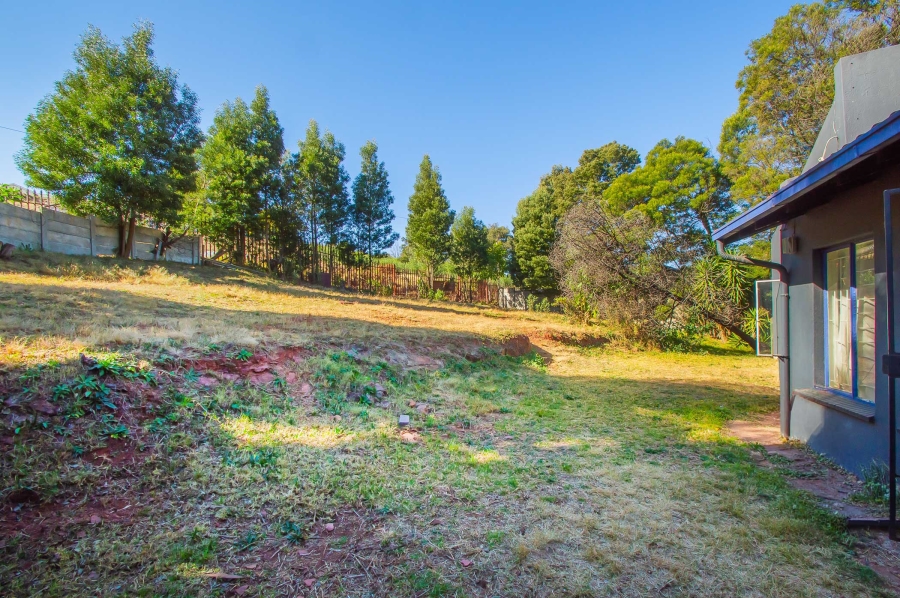 3 Bedroom Property for Sale in Roodekrans Gauteng