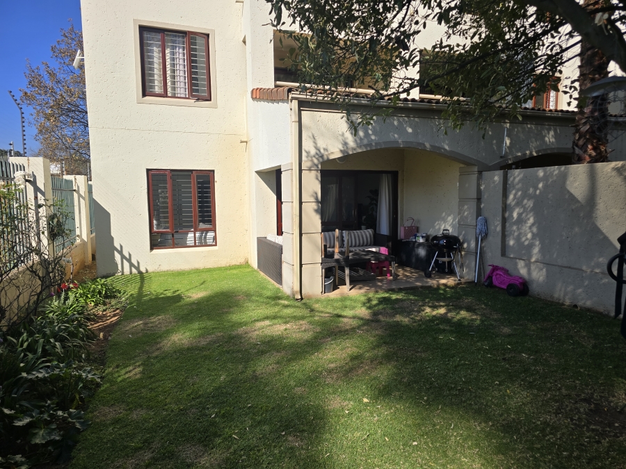 2 Bedroom Property for Sale in Melrose Estate Gauteng