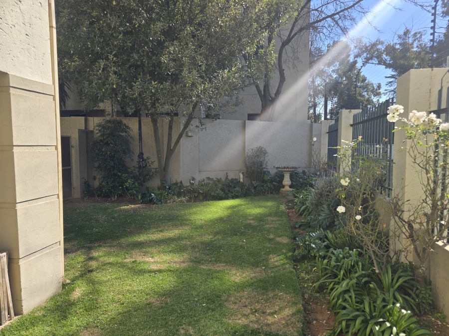 2 Bedroom Property for Sale in Melrose Estate Gauteng