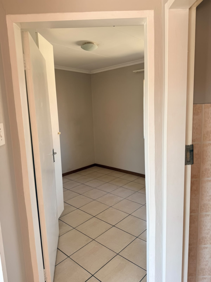 To Let 2 Bedroom Property for Rent in Highveld Gauteng