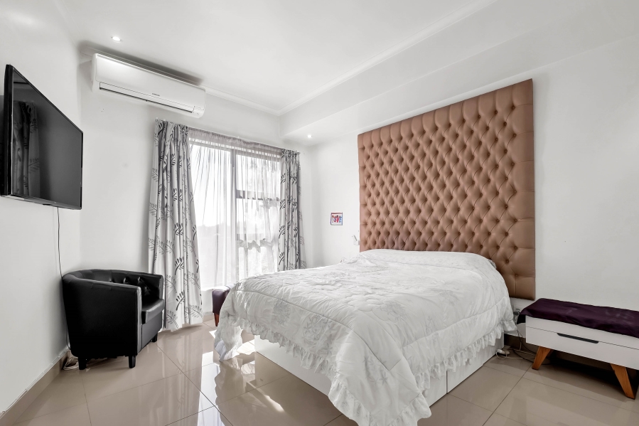 3 Bedroom Property for Sale in Benmore Gardens Gauteng