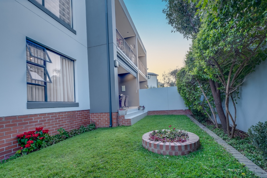 2 Bedroom Property for Sale in Broadacres Gauteng