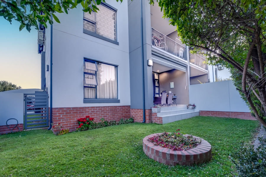 2 Bedroom Property for Sale in Broadacres Gauteng
