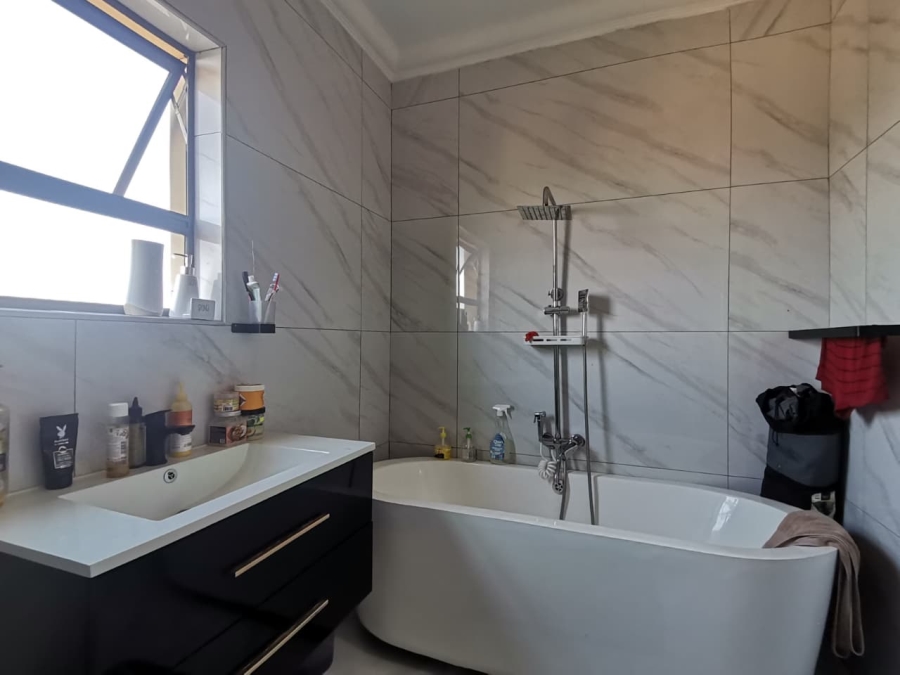 3 Bedroom Property for Sale in Kibler Park Gauteng