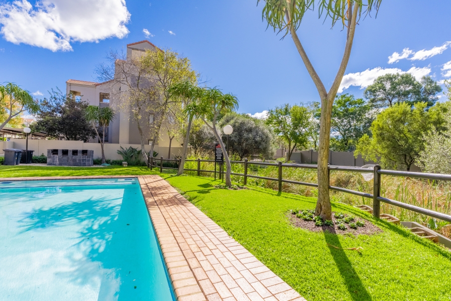 1 Bedroom Property for Sale in Paulshof Gauteng