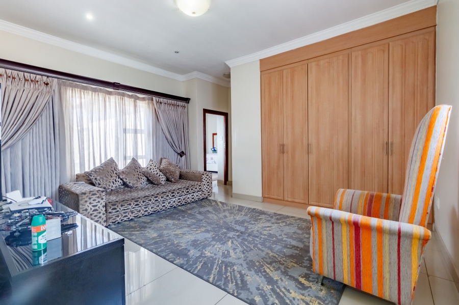 To Let 4 Bedroom Property for Rent in Midstream Estate Gauteng