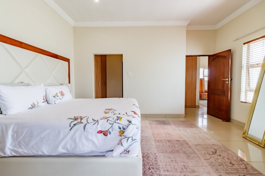 To Let 4 Bedroom Property for Rent in Midstream Estate Gauteng