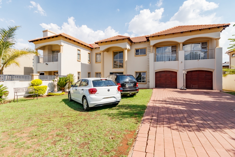 To Let 4 Bedroom Property for Rent in Midstream Estate Gauteng