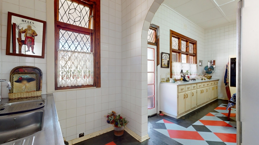 5 Bedroom Property for Sale in Plantation Gauteng