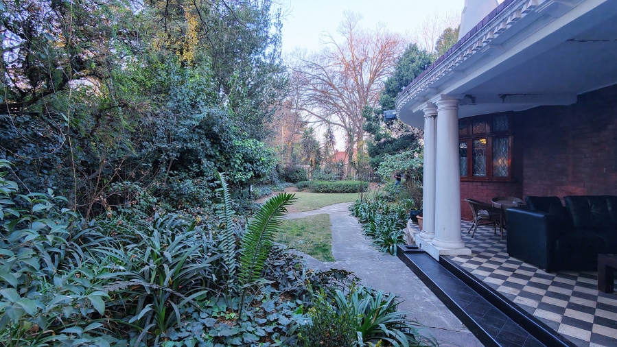 5 Bedroom Property for Sale in Plantation Gauteng