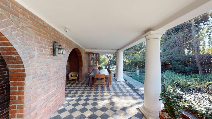 5 Bedroom Property for Sale in Plantation Gauteng