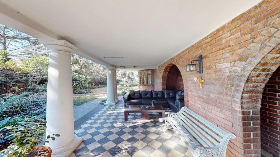 5 Bedroom Property for Sale in Plantation Gauteng