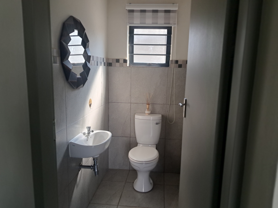 3 Bedroom Property for Sale in Albertsdal Gauteng
