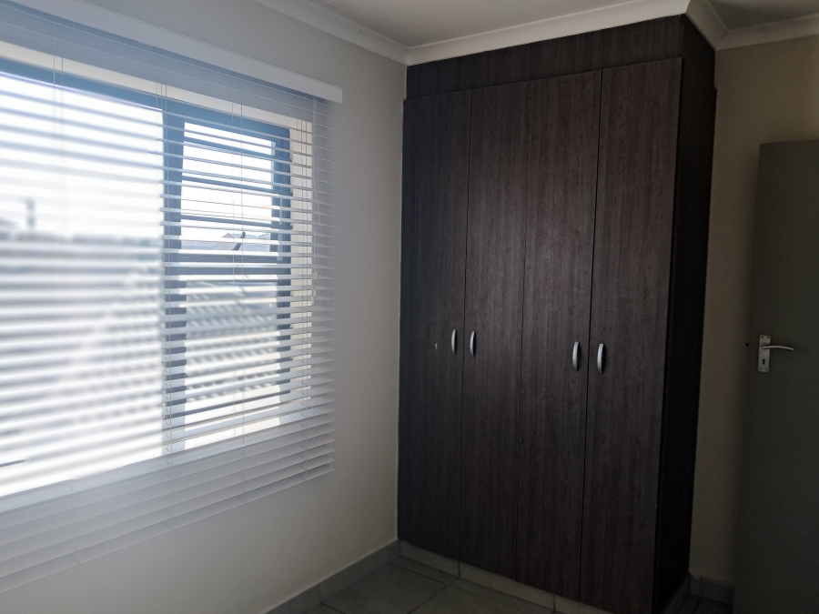 3 Bedroom Property for Sale in Albertsdal Gauteng