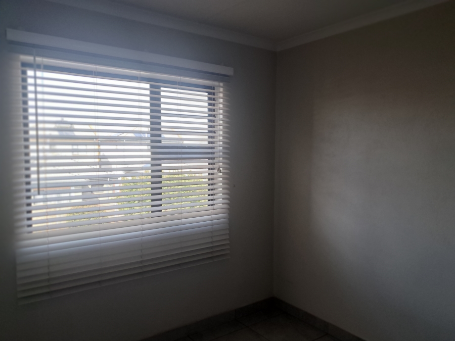 3 Bedroom Property for Sale in Albertsdal Gauteng