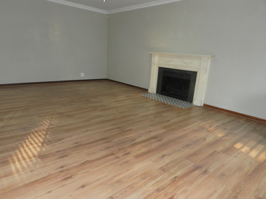 To Let 3 Bedroom Property for Rent in Florida Park Gauteng