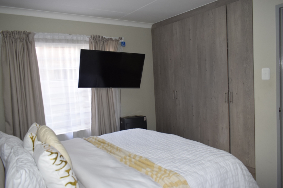 3 Bedroom Property for Sale in Parkdene Gauteng