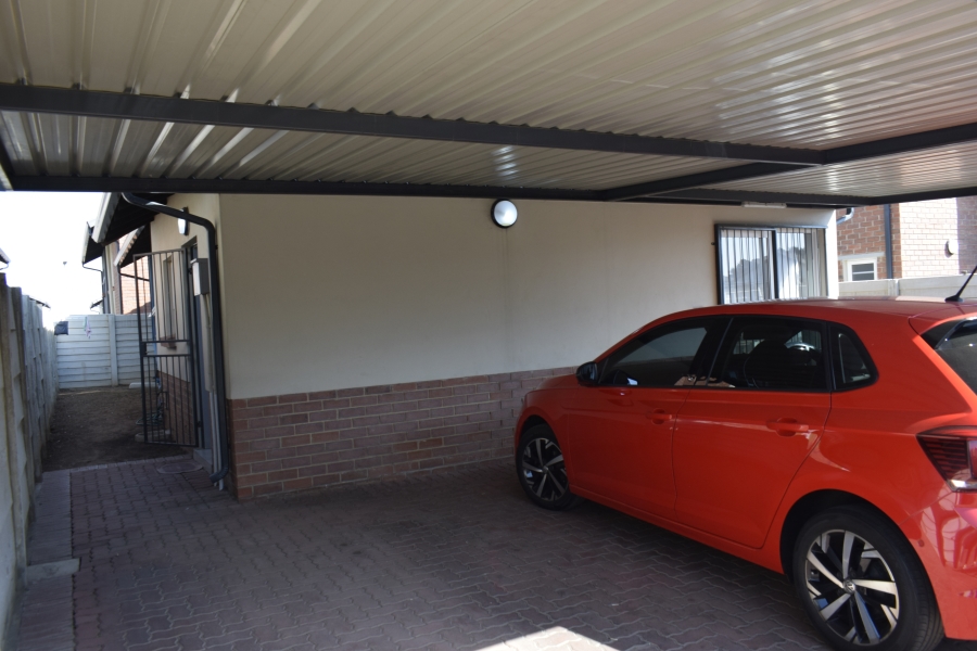 3 Bedroom Property for Sale in Parkdene Gauteng