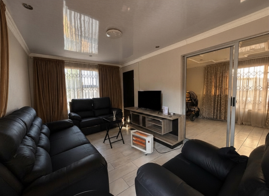3 Bedroom Property for Sale in Sebokeng Zone 17 Gauteng
