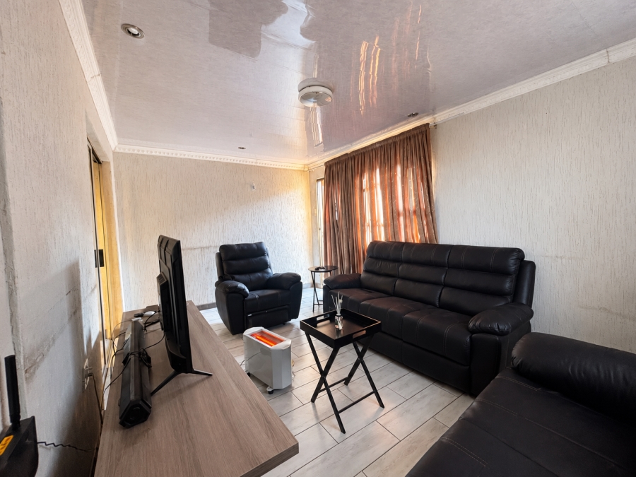 3 Bedroom Property for Sale in Sebokeng Zone 17 Gauteng