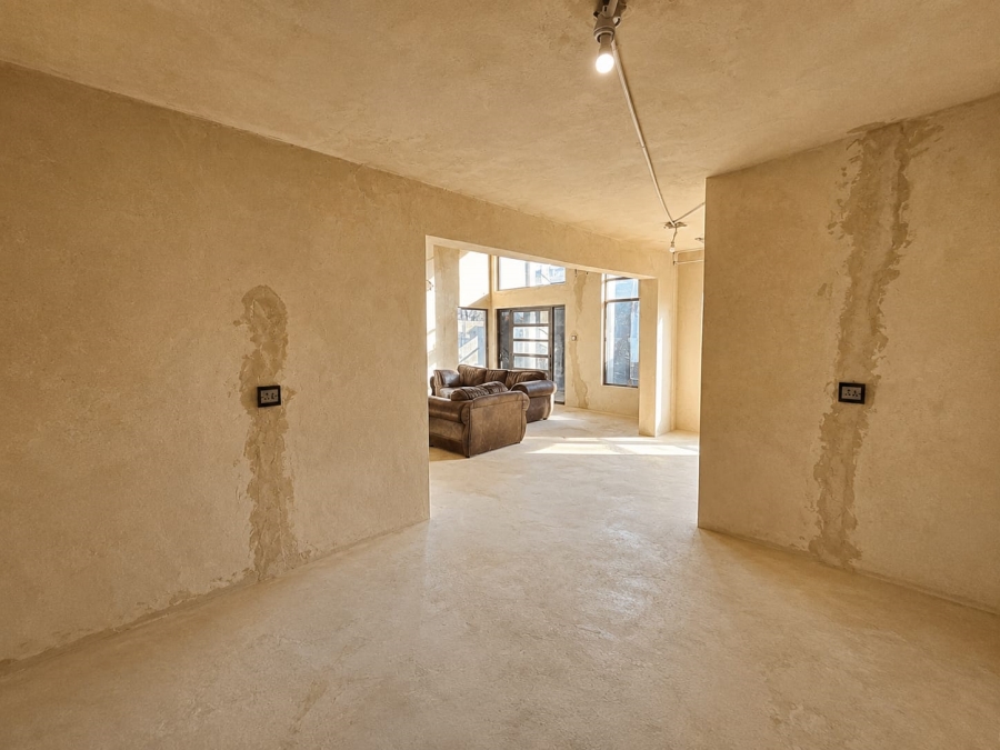 5 Bedroom Property for Sale in Golden Gardens Gauteng