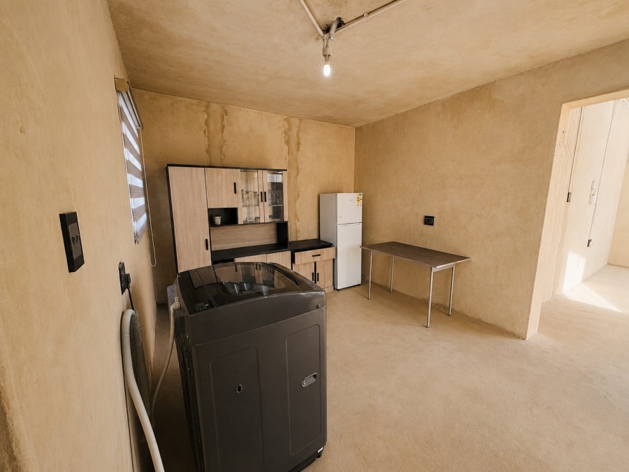 5 Bedroom Property for Sale in Golden Gardens Gauteng