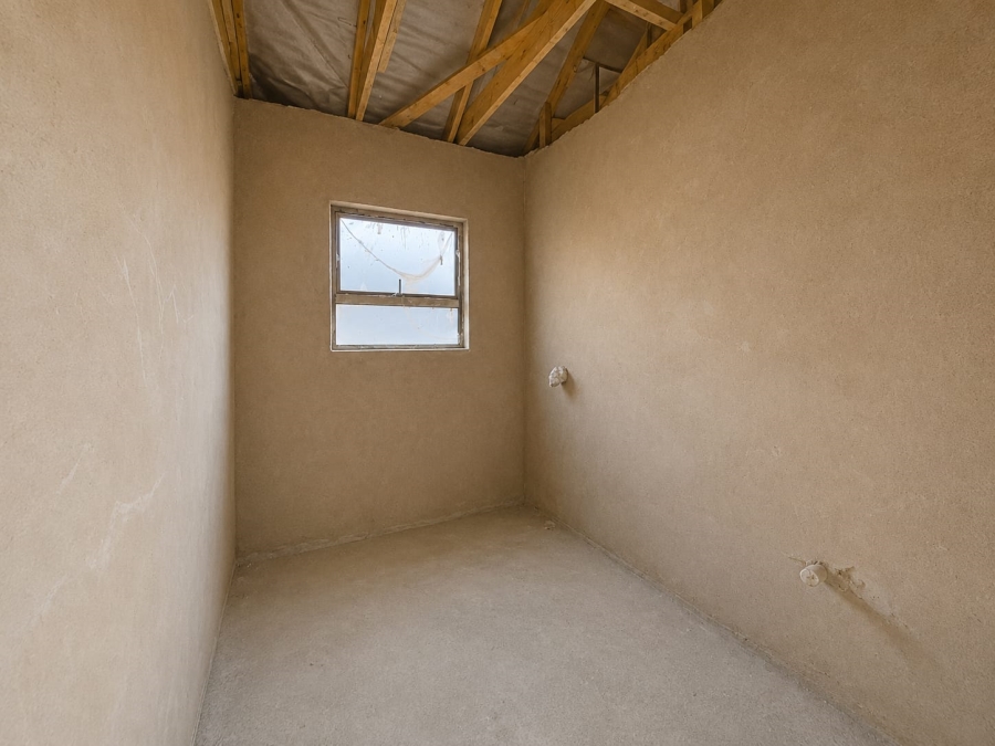 5 Bedroom Property for Sale in Golden Gardens Gauteng