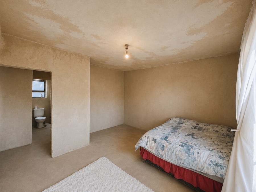 5 Bedroom Property for Sale in Golden Gardens Gauteng