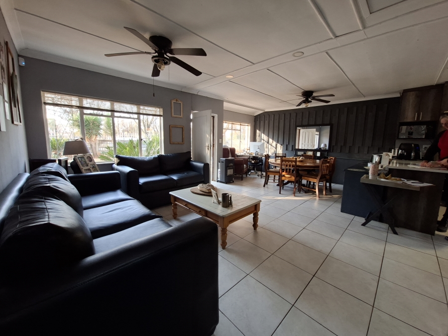3 Bedroom Property for Sale in Meyerton Central Gauteng